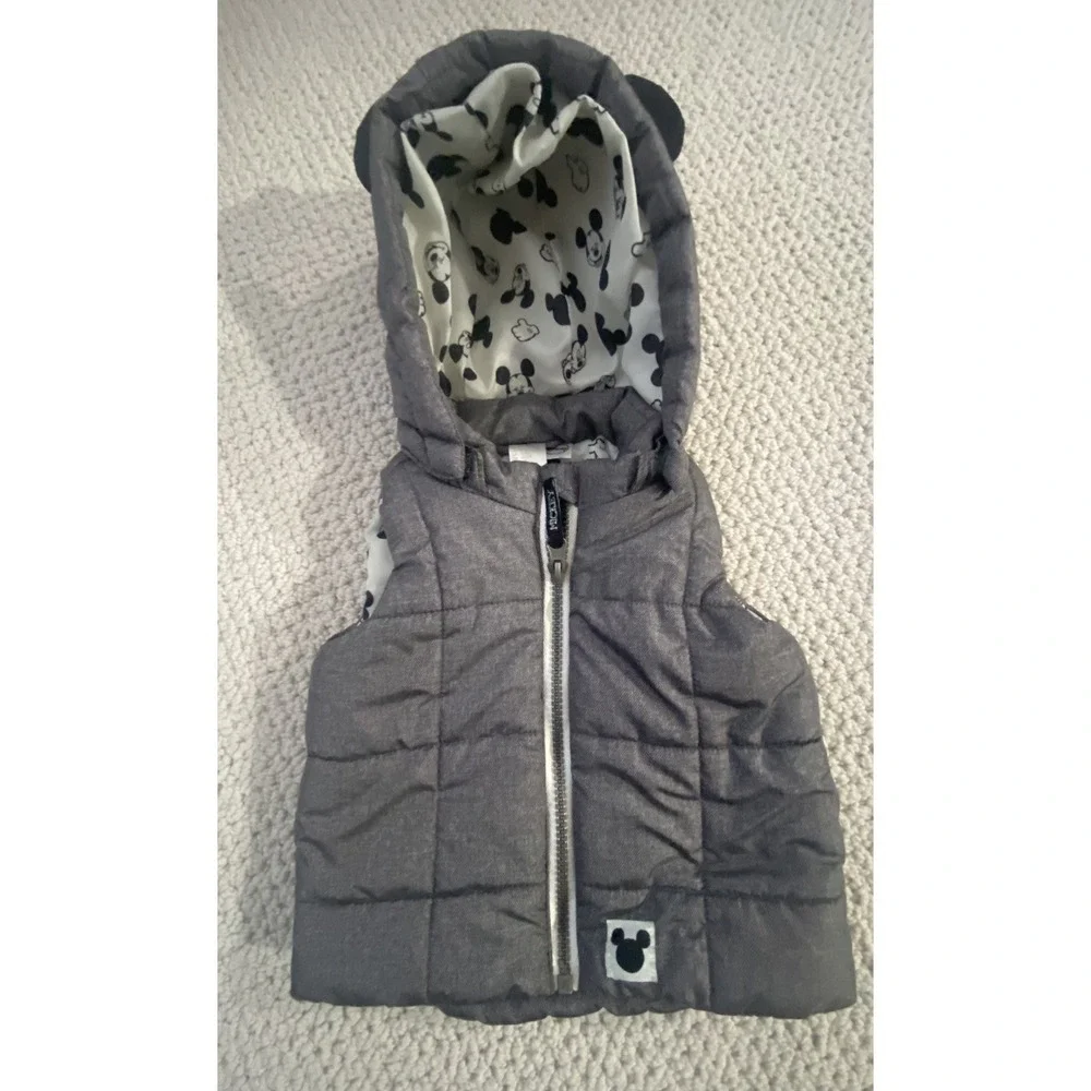 Disney Mickey Mouse H&M Infant Puffer Vest removable‎ Hood With Ears. 4-6 Months